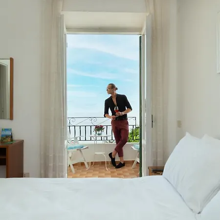 Bina Sea Hotel