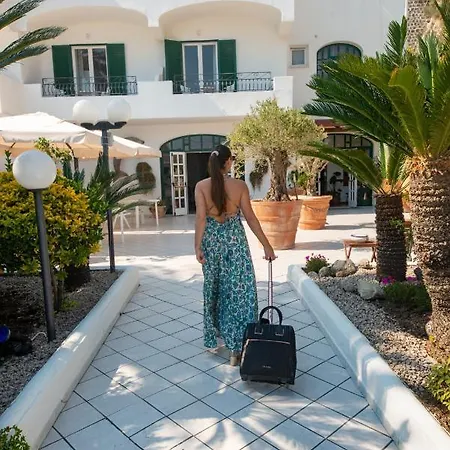 Bina Sea Hotel