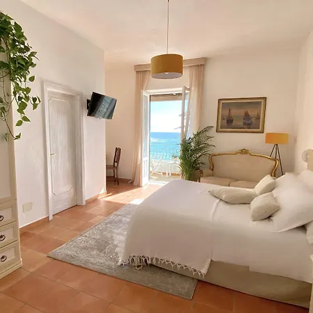 Hotel Bina Sea