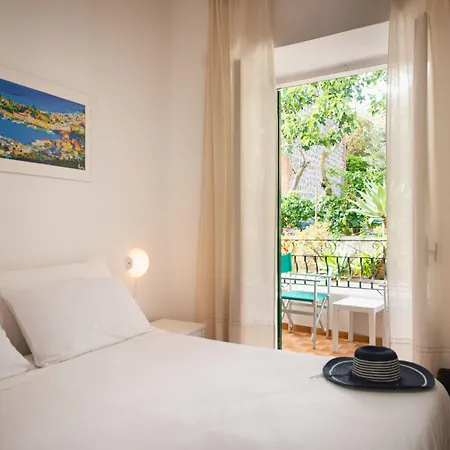 Hotel Bina Sea 2*
