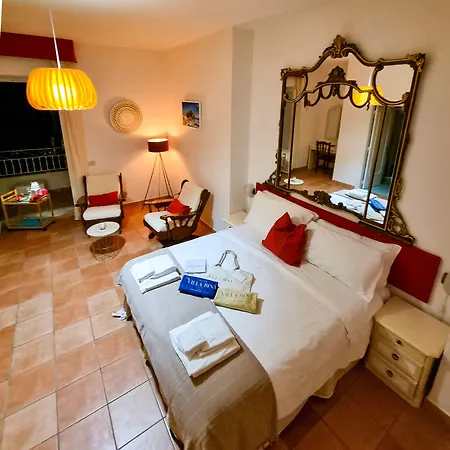Bina Sea Hotel 2*