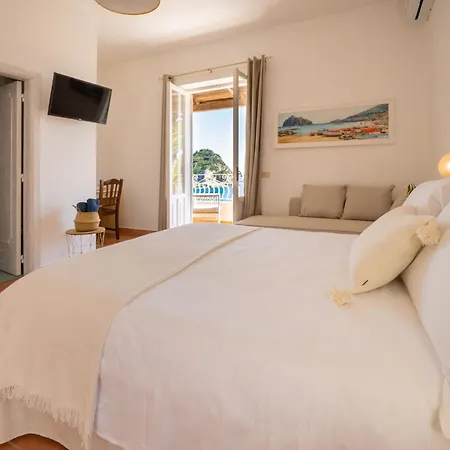 Hotel Bina Sea 2*
