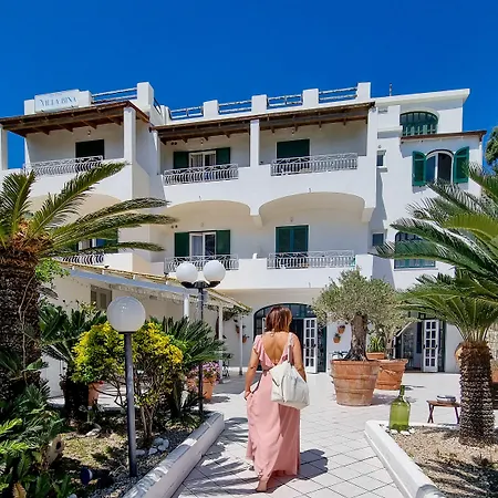 Hotel Bina Sea
