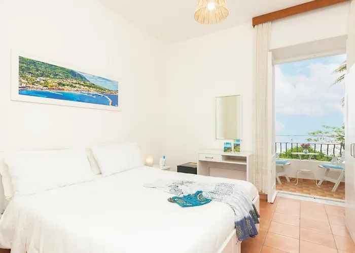 Bina Sea Sant'Angelo (Isola d'Ischia)