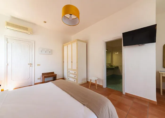 Hotel Bina Sea 2*